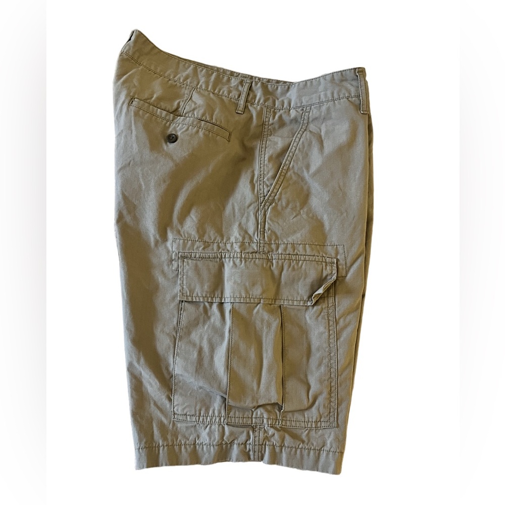 Levi's Khaki Cargo Shorts Men’s Size 34